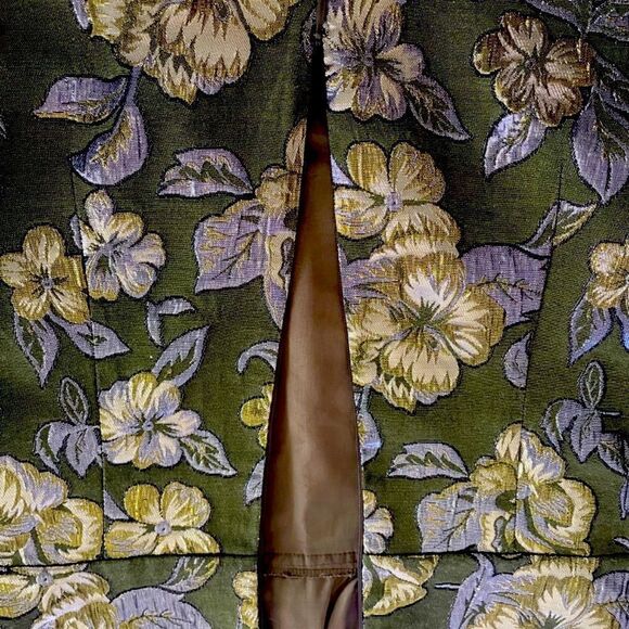 Dress “Apart”  - Picture 3 of 6